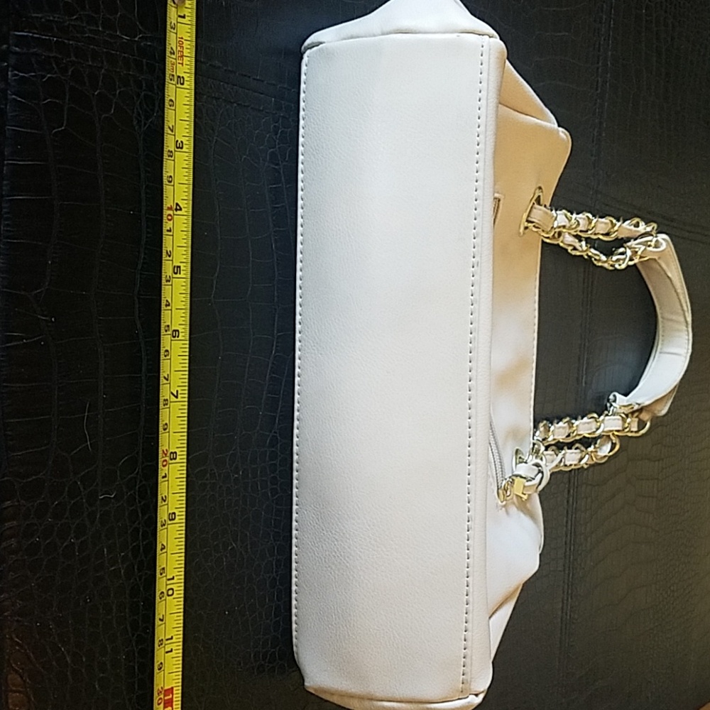 Nicole Miller Quilted Cream Studded Purse/Handbag - Picture 3 of 8